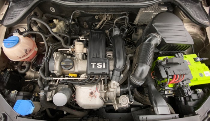 2016 Volkswagen Vento HIGHLINE PETROL AT, Petrol, Automatic, 81,057 km, Open Bonet