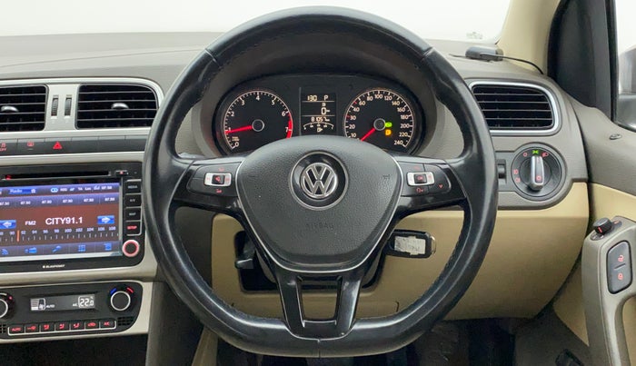 2016 Volkswagen Vento HIGHLINE PETROL AT, Petrol, Automatic, 81,057 km, Steering Wheel Close Up