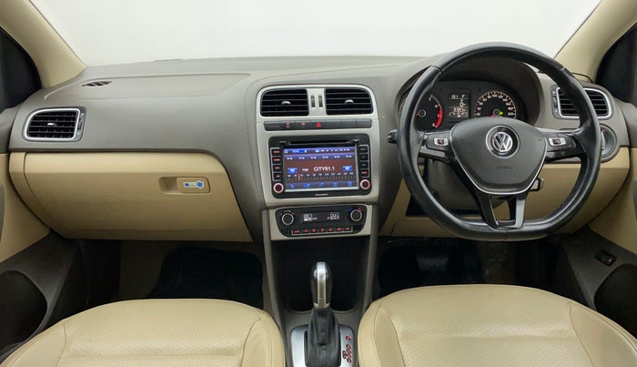 2016 Volkswagen Vento HIGHLINE PETROL AT, Petrol, Automatic, 81,057 km, Dashboard