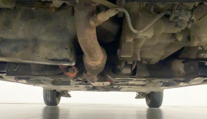 2011 Volkswagen Vento TRENDLINE 1.6, Petrol, Manual, 41,020 km, Front Underbody