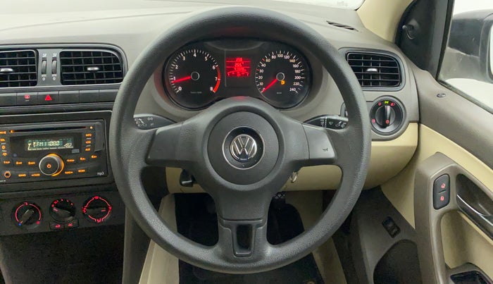 2011 Volkswagen Vento TRENDLINE 1.6, Petrol, Manual, 41,020 km, Steering Wheel Close Up