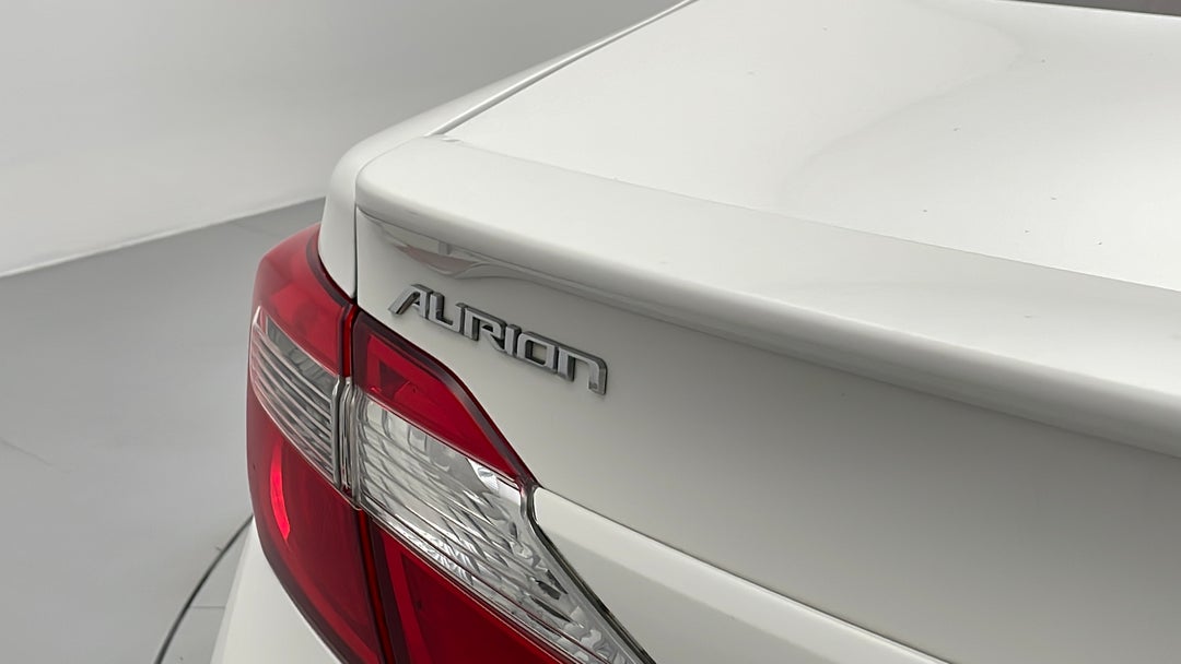 Badge (Boot Left Side)