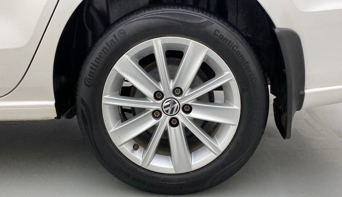 2016 Volkswagen Vento HIGHLINE TDI AT, Diesel, Automatic, 78,659 km, Left Rear Wheel