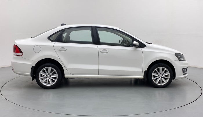 2016 Volkswagen Vento HIGHLINE TDI AT, Diesel, Automatic, 78,659 km, Right Side View