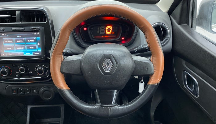 2018 Renault Kwid 1.0 RXT Opt, Petrol, Manual, 17,371 km, Steering Wheel Close Up