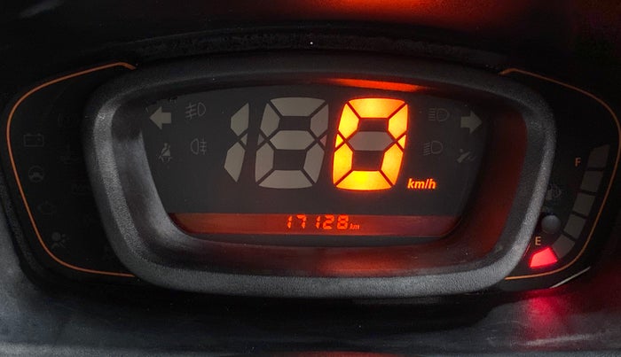 2018 Renault Kwid 1.0 RXT Opt, Petrol, Manual, 17,371 km, Odometer Image