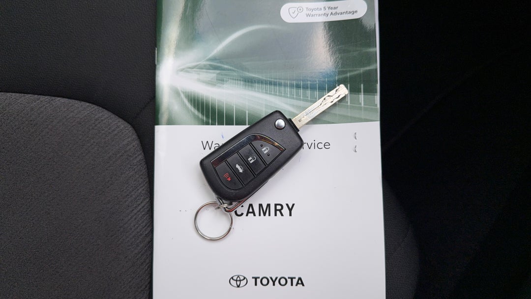 2024 Toyota Camry Ascent, Automatic, 50694 km, Key Close-up