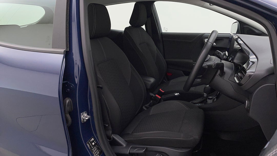 2023 Ford Puma Puma, Automatic, 53376 km, Right Side Front Door Cabin View