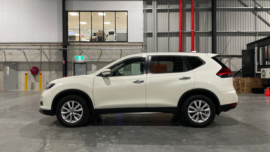 2018 Nissan X-trail St (2WD), Automatic, 125331 km, Left Side View