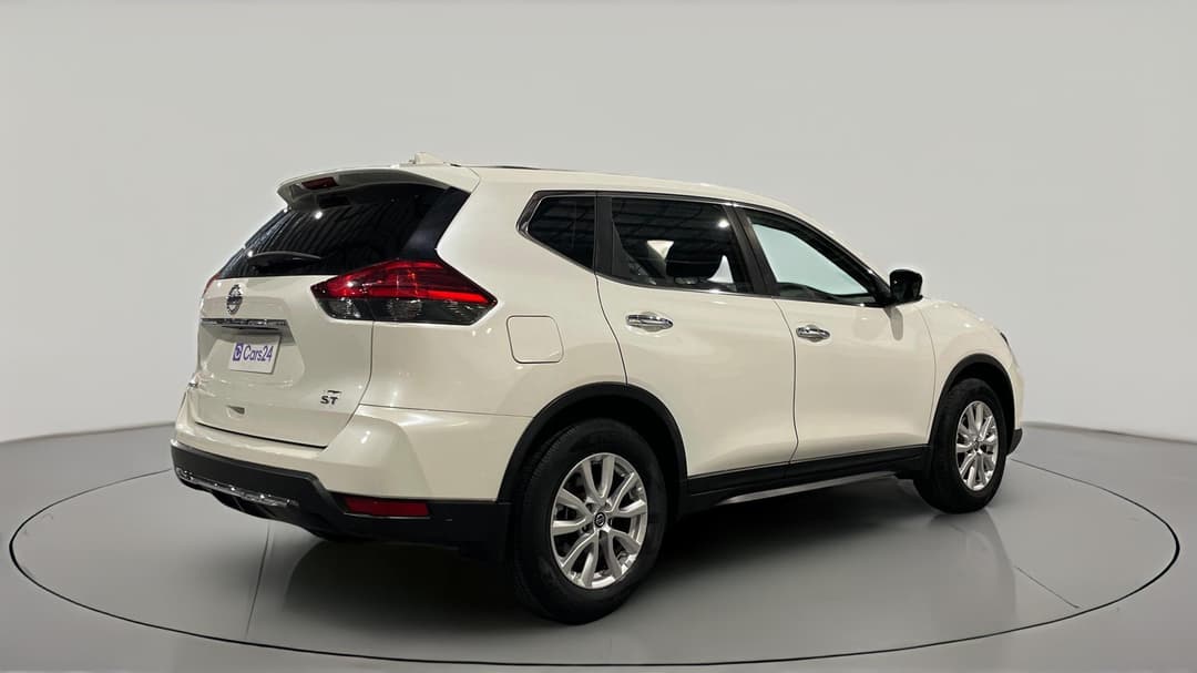 2018 Nissan X-trail St (2WD), Automatic, 125294 km, Right Back Diagonal (45- Degree) View