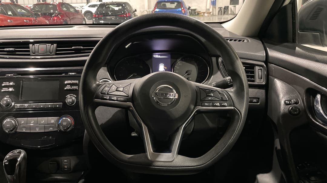 2018 Nissan X-trail St (2WD), Automatic, 125331 km, Steering Wheel Close-up