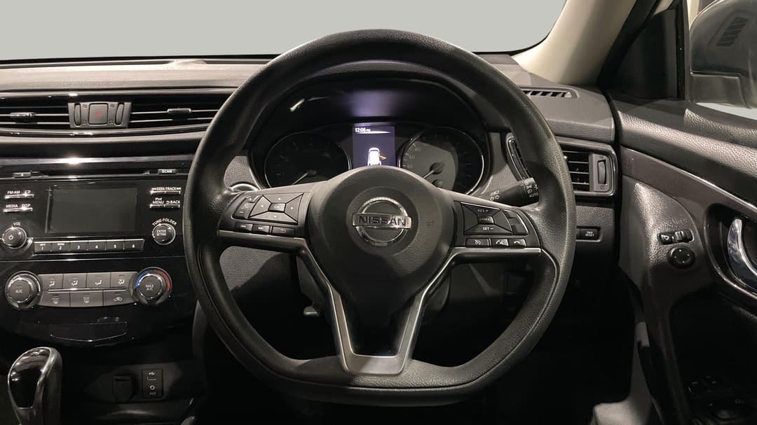 2018 Nissan X-trail St (2WD), Automatic, 125294 km, Steering Wheel Close-up
