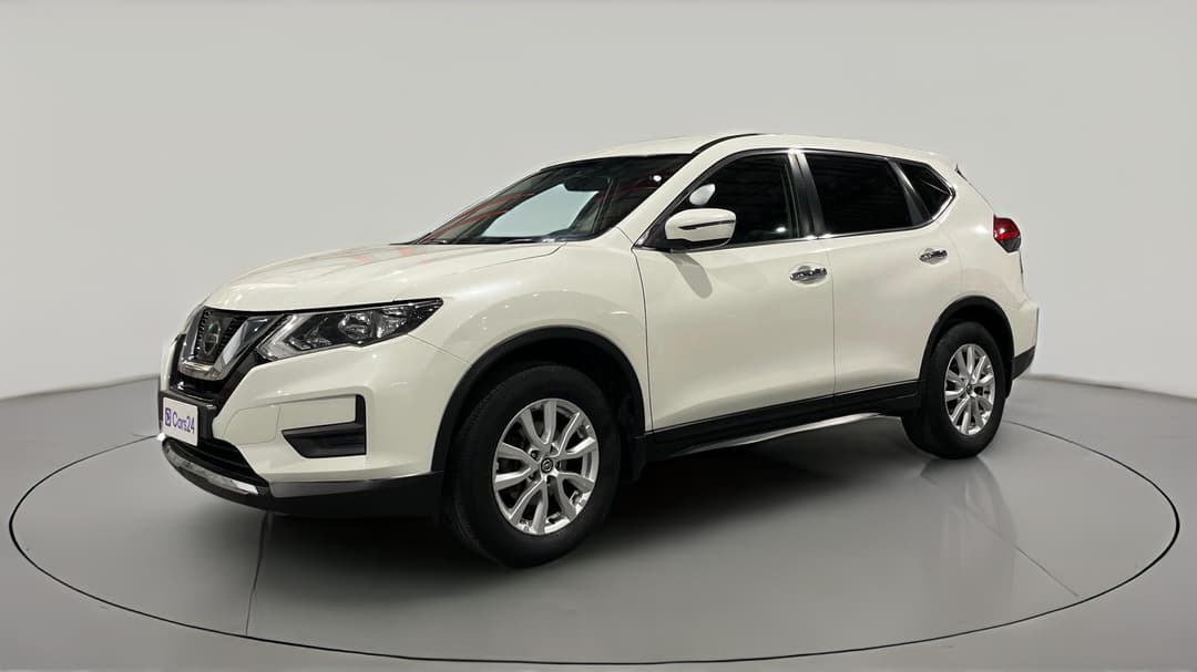 2018 Nissan X-trail St (2WD), Automatic, 125294 km, Left Front Diagonal (45- Degree) View