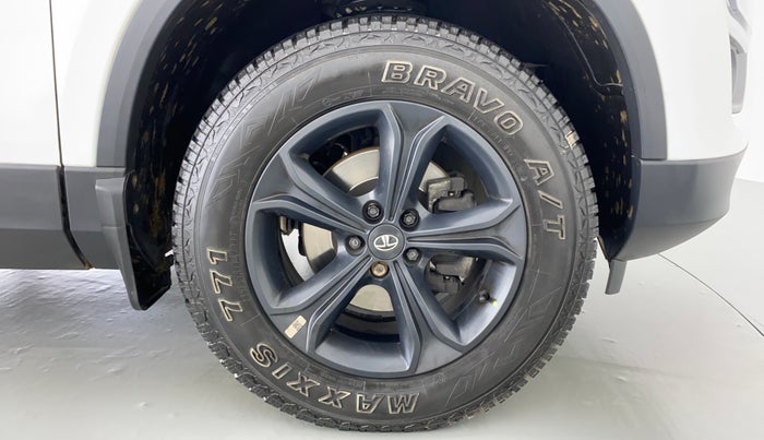 2021 Tata Safari XE 2.0 KRYOTEC, Diesel, Manual, 18,390 km, Right Front Wheel