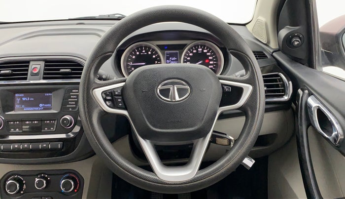 2017 Tata Tiago XZ 1.2 REVOTRON, Petrol, Manual, 69,308 km, Steering Wheel Close Up