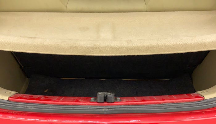 2013 Honda Brio VX MT, Petrol, Manual, 43,336 km, Boot Inside