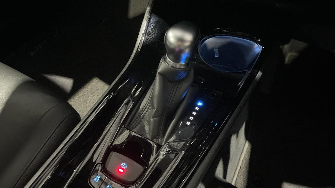 2023 Toyota C-HR Koba (2WD) Hybrid, Automatic, 62625 km, Gear Lever 