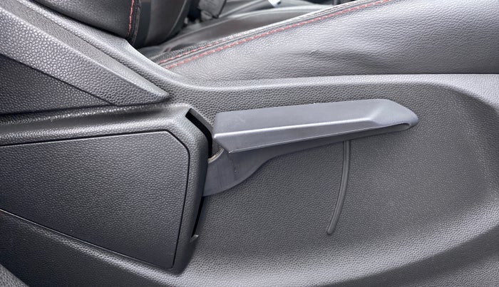 2016 Ford Ecosport 1.5 TDCI TITANIUM PLUS, Diesel, Manual, 78,125 km, Driver Side Adjustment Panel