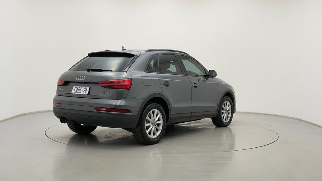 Right Back Diagonal (45- Degree) View