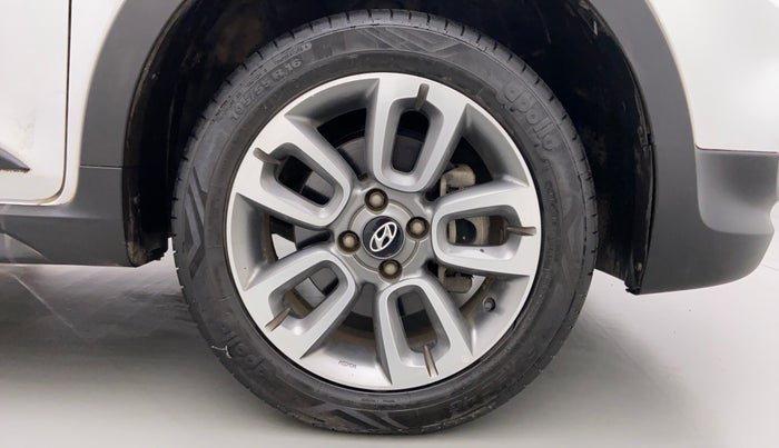 2018 Hyundai i20 Active 1.2 SX, Petrol, Manual, 18,304 km, Right Front Wheel