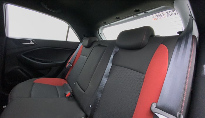 2018 Hyundai i20 Active 1.2 SX, Petrol, Manual, 18,304 km, Right Side Rear Door Cabin