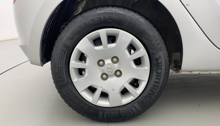 2014 Hyundai i20 MAGNA (O) 1.2, Petrol, Manual, 60,561 km, Right Rear Wheel