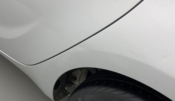 2014 Hyundai i20 MAGNA (O) 1.2, Petrol, Manual, 60,561 km, Left quarter panel - Paint has minor damage