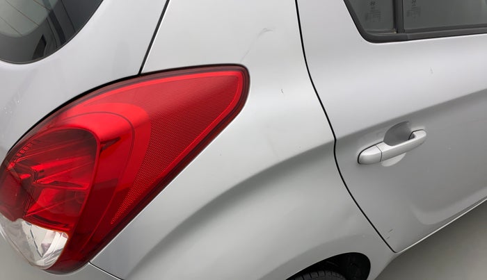 2014 Hyundai i20 MAGNA (O) 1.2, Petrol, Manual, 60,561 km, Right quarter panel - Minor scratches