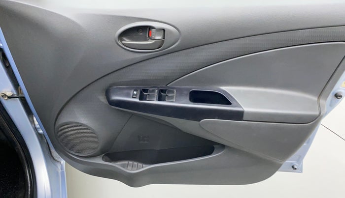 2012 Toyota Etios Liva G, Petrol, Manual, 44,119 km, Driver Side Door Panels Control