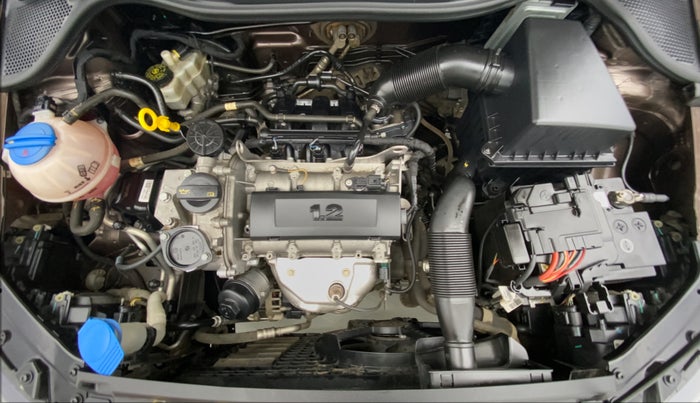 2016 Volkswagen Ameo HIGHLINE 1.2, Petrol, Manual, 31,192 km, Engine Bonet View