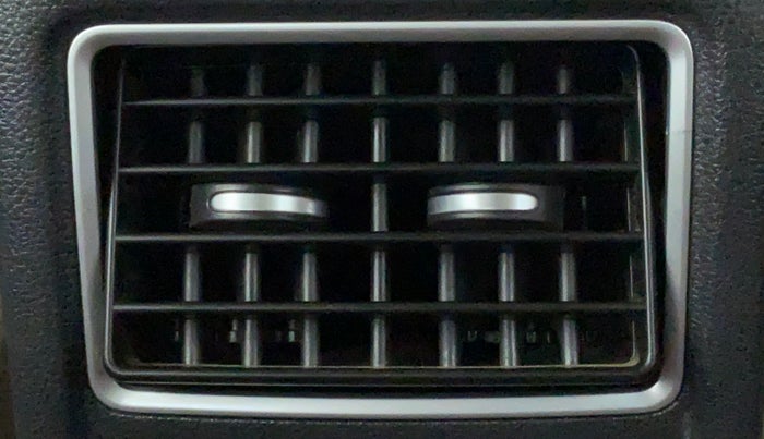 2016 Volkswagen Ameo HIGHLINE 1.2, Petrol, Manual, 31,192 km, Rear Ac