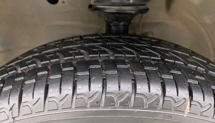 2016 Maruti Wagon R 1.0 VXI, Petrol, Manual, 77,225 km, Left Front Tyre Tread