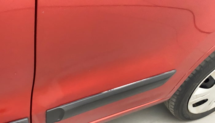 2016 Maruti Wagon R 1.0 VXI AMT, Petrol, Automatic, 23,600 km, Rear left door - Minor scratches