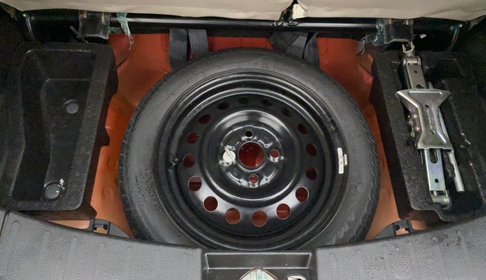 2016 Maruti Wagon R 1.0 VXI AMT, Petrol, Automatic, 23,600 km, Spare Tyre