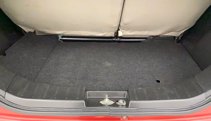 2016 Maruti Wagon R 1.0 VXI AMT, Petrol, Automatic, 23,600 km, Boot Inside