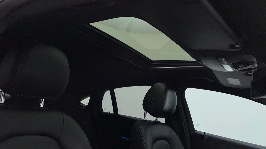 Interior Sunroof/Moonroof