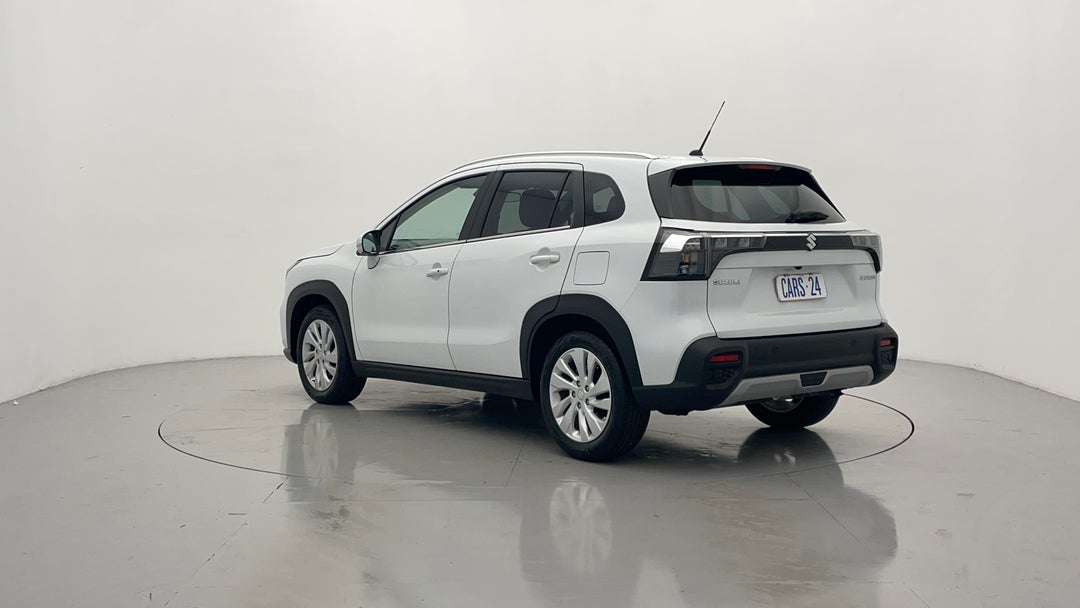 Left Back Diagonal (45- Degree) View