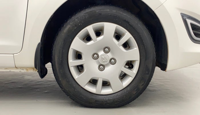 2013 Hyundai i20 MAGNA O 1.2, Petrol, Manual, 21,448 km, Right Front Tyre