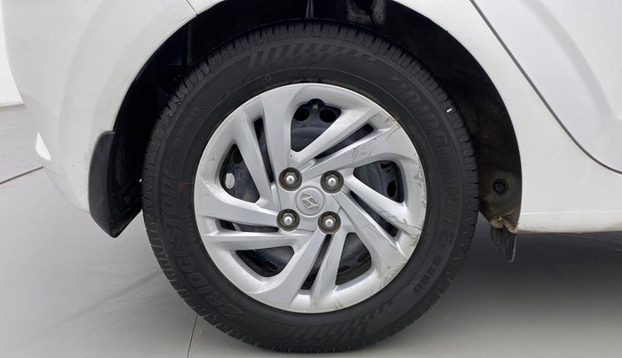 2020 Hyundai GRAND I10 NIOS MAGNA 1.2 MT, CNG, Manual, 98,057 km, Right Rear Wheel