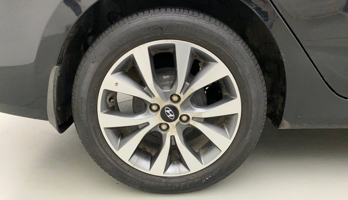 2016 Hyundai Verna 1.6 CRDI SX, Diesel, Manual, 54,525 km, Right Rear Wheel