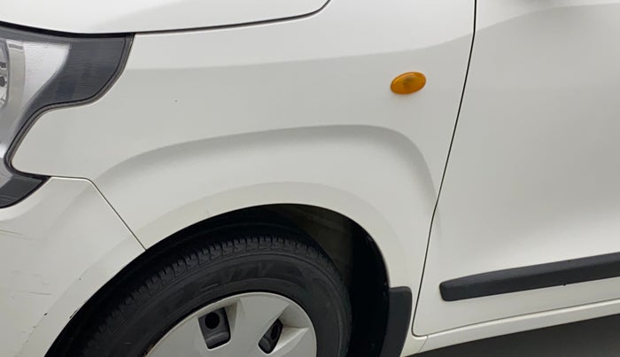 2020 Maruti New Wagon-R VXI 1.2, Petrol, Manual, 25,503 km, Left fender - Slight discoloration