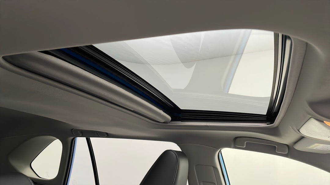 Interior Sunroof/Moonroof