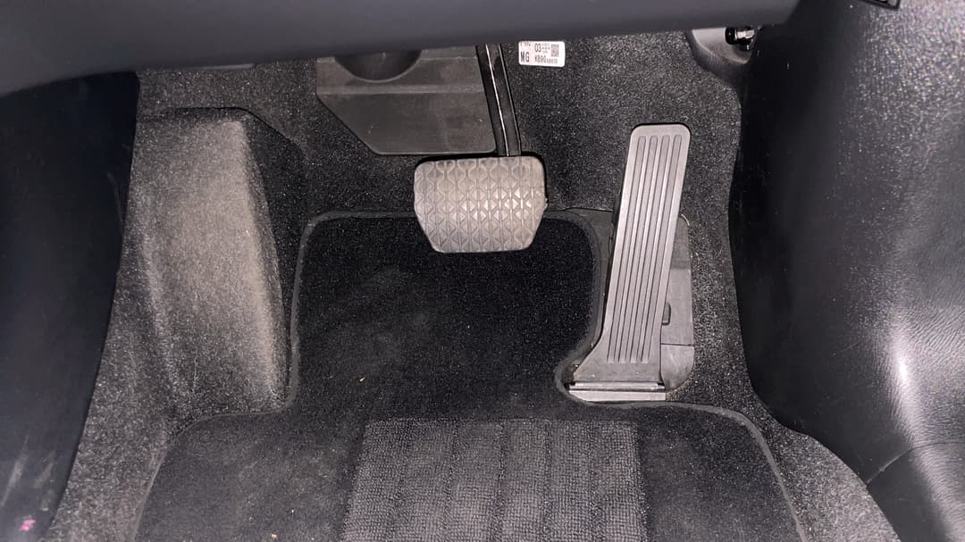 2017 Mazda CX-5 Maxx Sport (4x2), Automatic, 64807 km, Pedals and Footmat