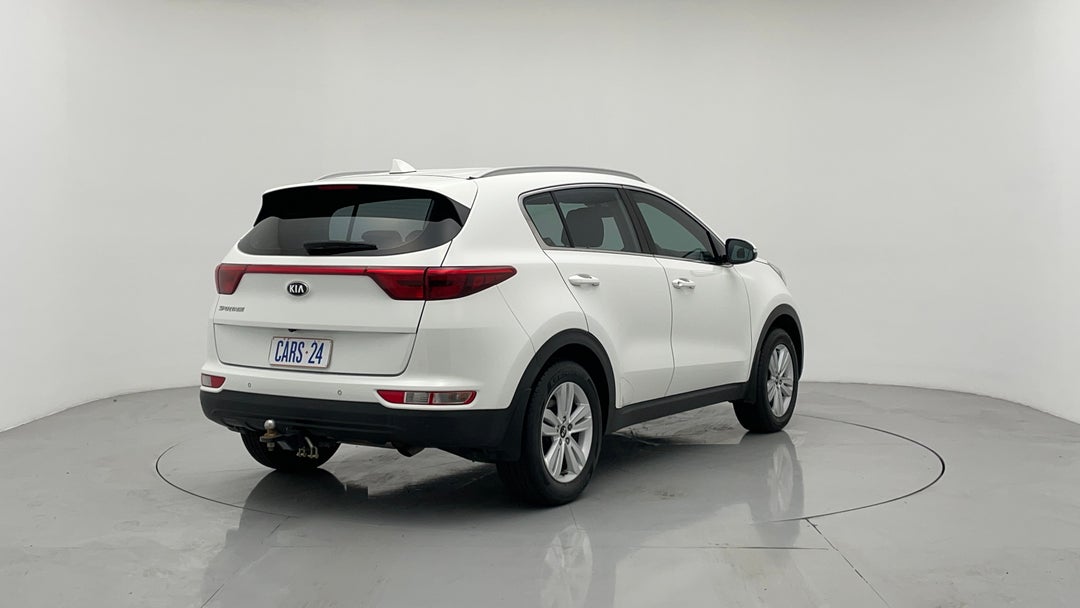 Right Back Diagonal (45- Degree) View