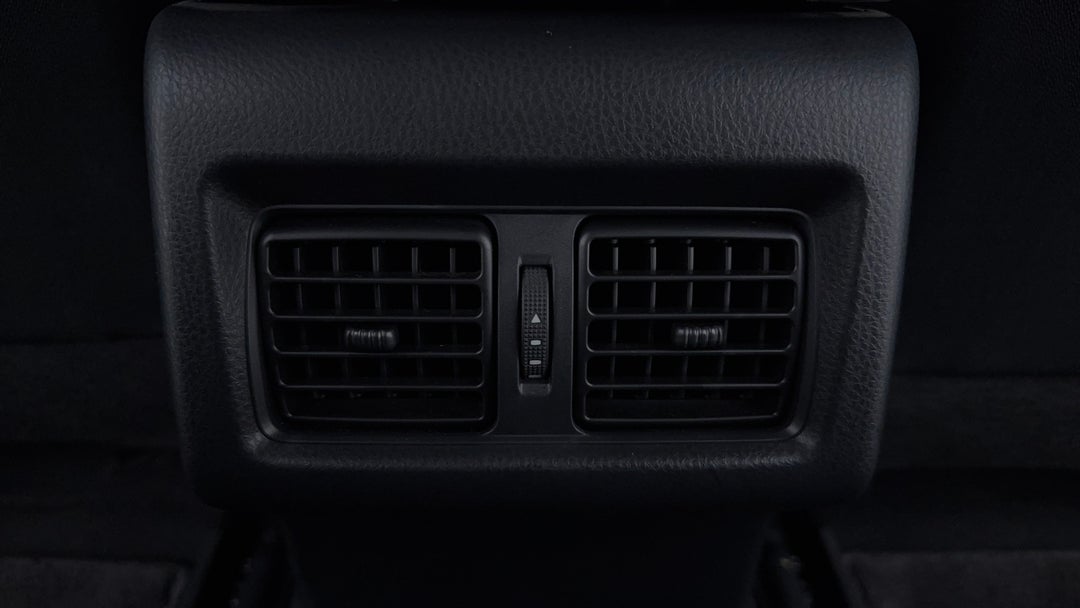 Rear A/C Vent