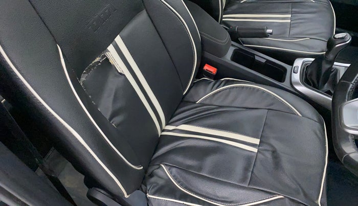 2020 Tata ALTROZ XZ (O) PETROL, Petrol, Manual, 84,125 km, Driver seat - Cover slightly torn