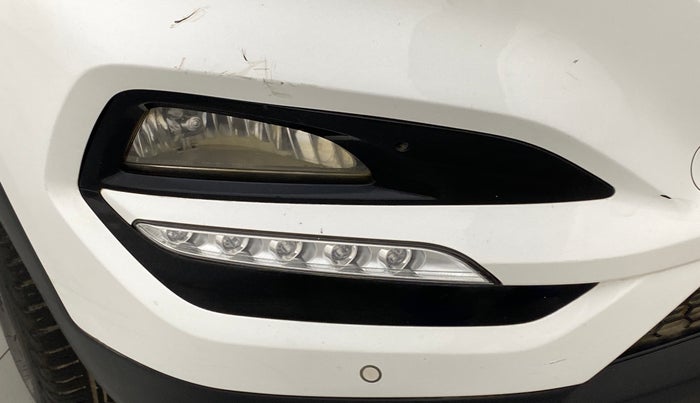 2019 Hyundai Tucson GLS 2WD AT PETROL, Petrol, Automatic, 1,00,239 km, Right fog light - Not fixed properly