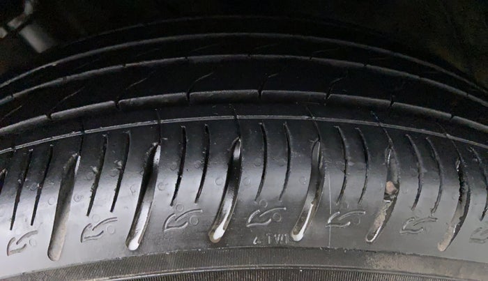 2019 Hyundai VENUE 1.0L Turbo GDI SX(O) MT, Petrol, Manual, 14,856 km, Left Front Tyre Tread