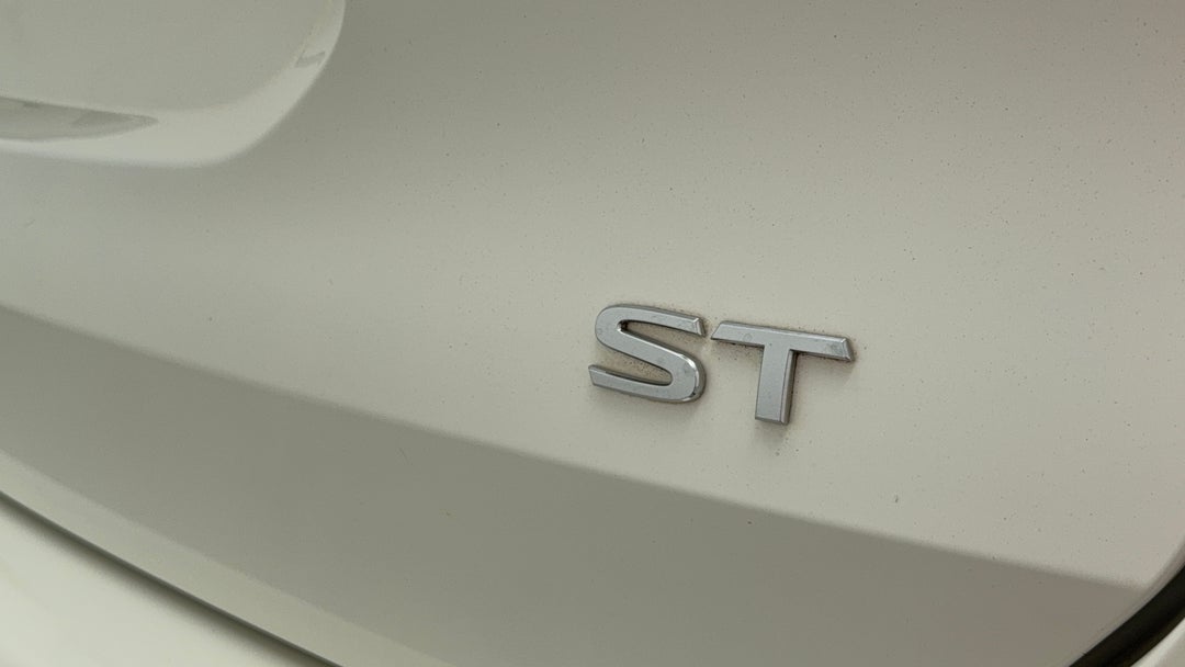 Badge (Boot Right Side)