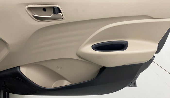 2020 Hyundai NEW SANTRO 1.1 SPORTS AMT, Petrol, Automatic, 5,289 km, Driver Side Door Panels Control